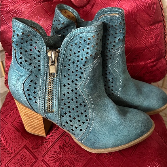 Teal Perforated Ankle Boots - Picture 4 of 5